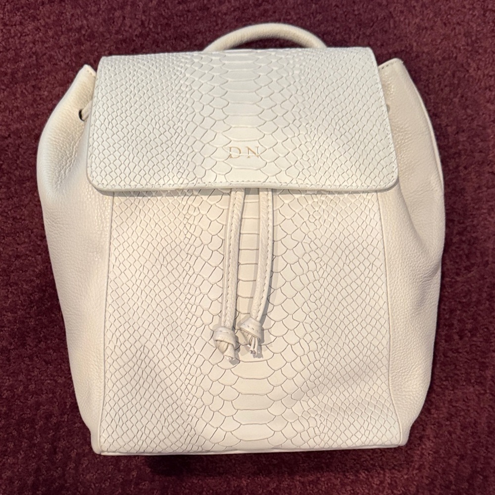Elegant light gray Backpack